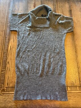 Bwear Gray Short-Sleeve Turtleneck Sweater